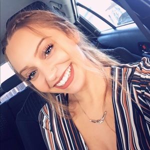 Meet your Posher, Allison